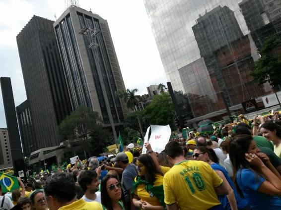 Na cidade de São Paulo (SP), 1 milhão de pessoas se reuniram na Av. Paulista (Foto: Bruna Sanches)